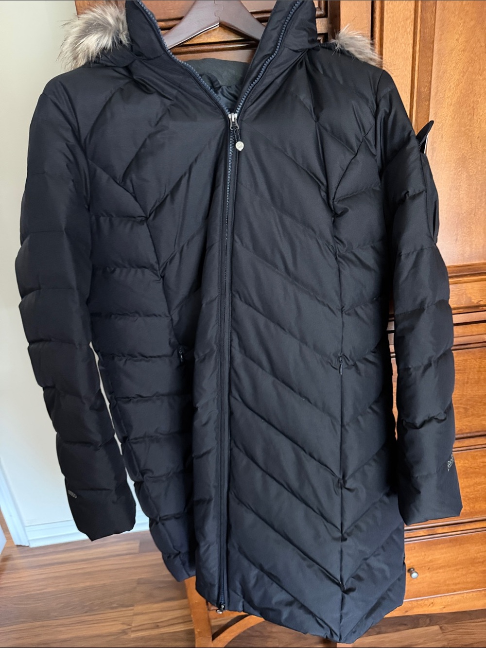 Eddie Bauer Black Quilted Women's Puffer Coat with Faux Fur Hood Trim